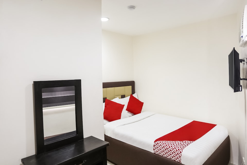 OYO 393 Triangle Apartelle, Sampaloc Manila, Manila