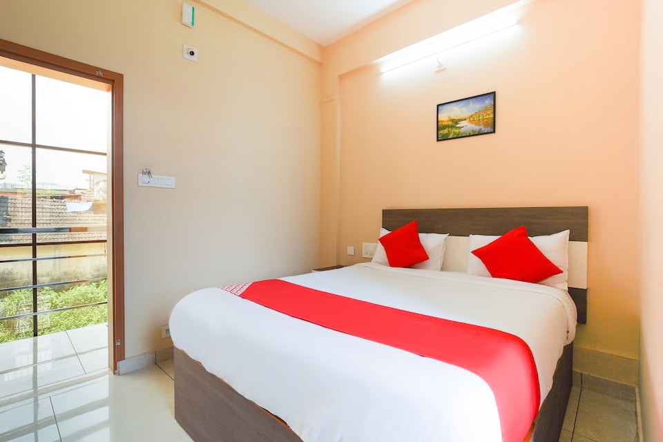 OYO 49965 Golden Residency, Perinthalmanna, Malappuram