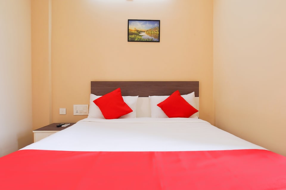 OYO 49965 Golden Residency, Perinthalmanna, Malappuram