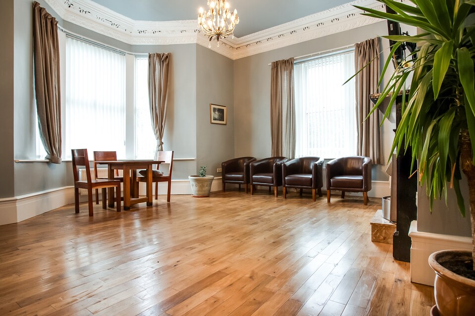 OYO Clifton Hotel, Newcastle (North England), Newcastle