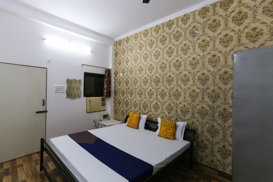 SPOT ON 49995 Shree Kunj Lawn, Faizabad Road, Lucknow