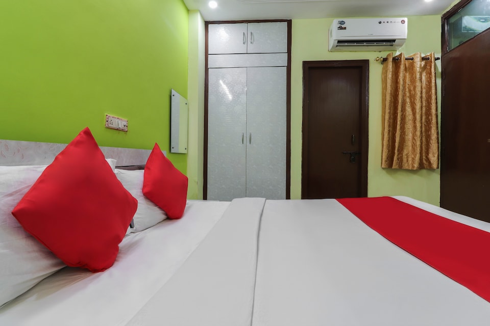 LIVE on LCK2269, Gomti Nagar Lucknow, Lucknow