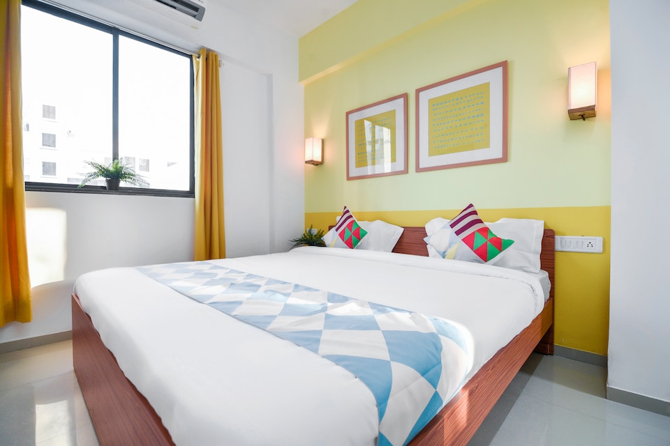 OYO Home 60123 Designer Stay Pan Club Road Baner, Baner Pune, Pune