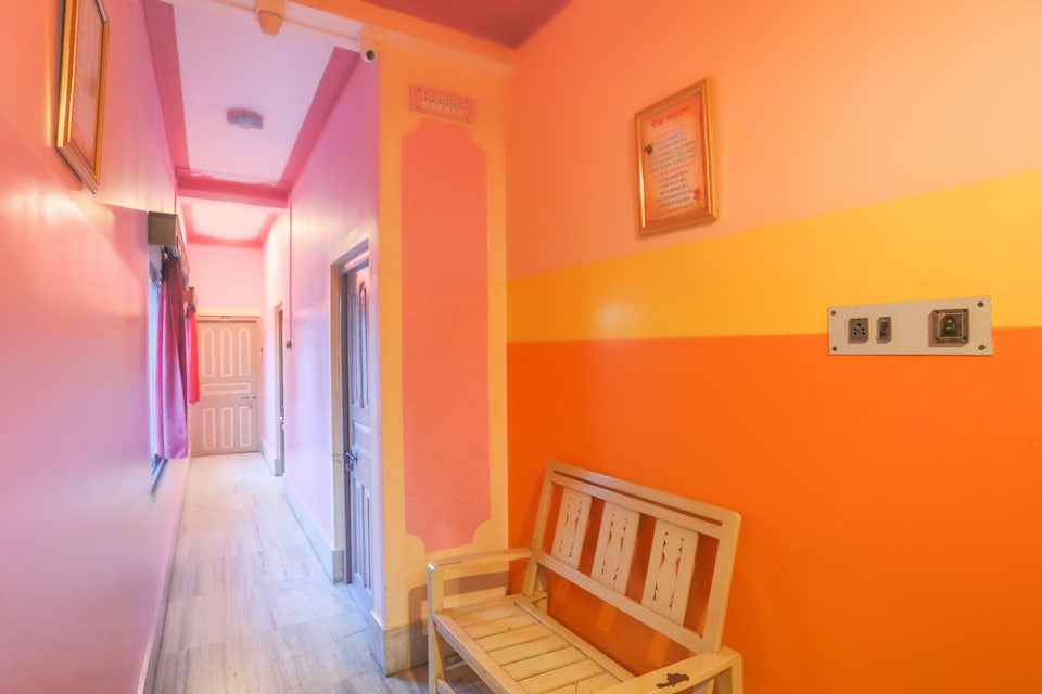 SPOT ON Loknath Hotel, Tarakeswar, hooghly