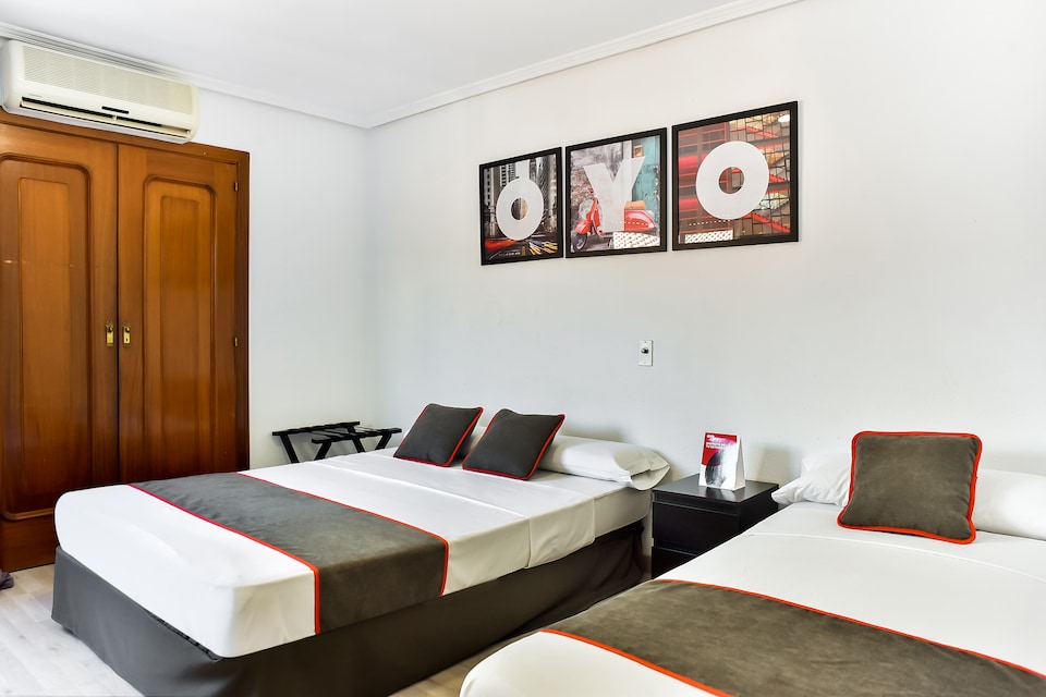 OYO Hello Feria, Hortaleza, Madrid