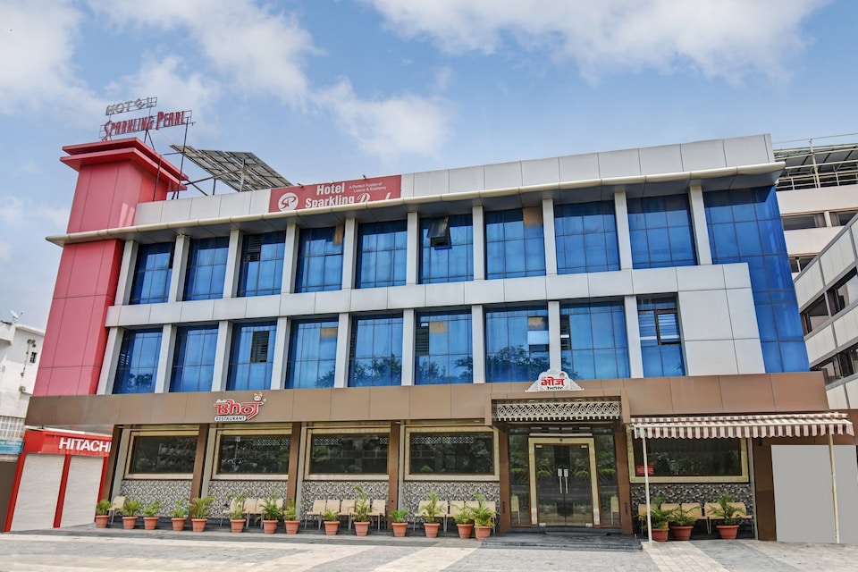 Capital O 60064 Hotel Sparkling Pearl, Railway Station - Aurangabad, Aurangabad