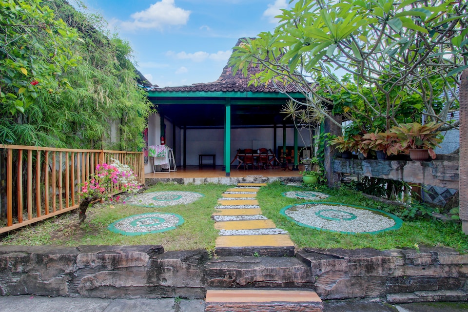 Hotel O near Parangtritis Beach formerly Paris Ocean, Yogyakarta, Yogyakarta