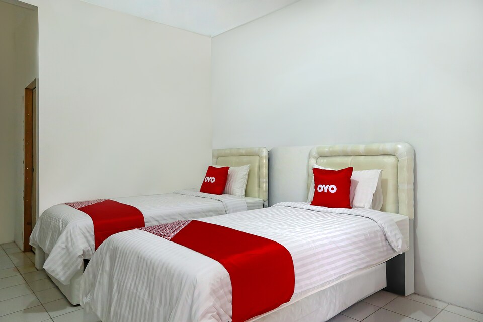 OYO 1538 Pesona Beach Travelodge, Bungus, Padang