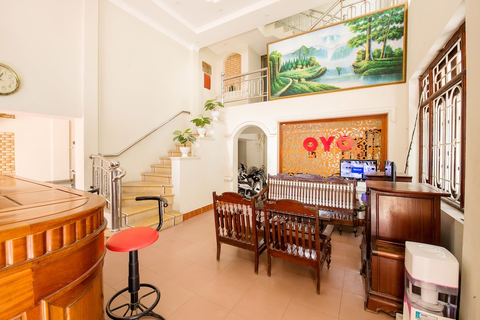 OYO 333 Nhue Giang Hotel, Bac Tu Liem, Hanoi