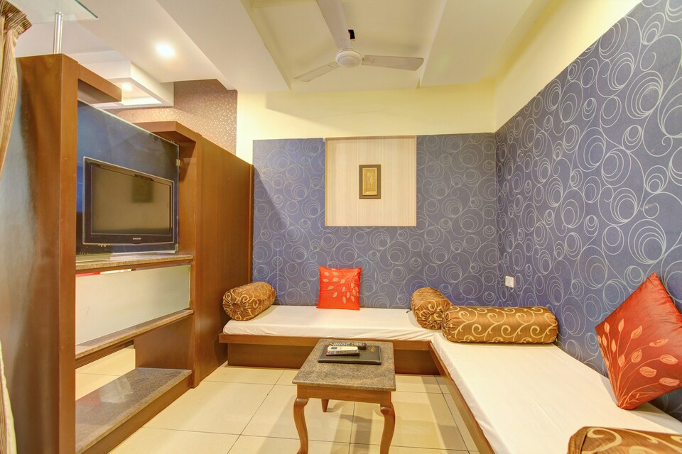 OYO 4895 Abi Krishna, Pondicherry City Centre, Pondicherry