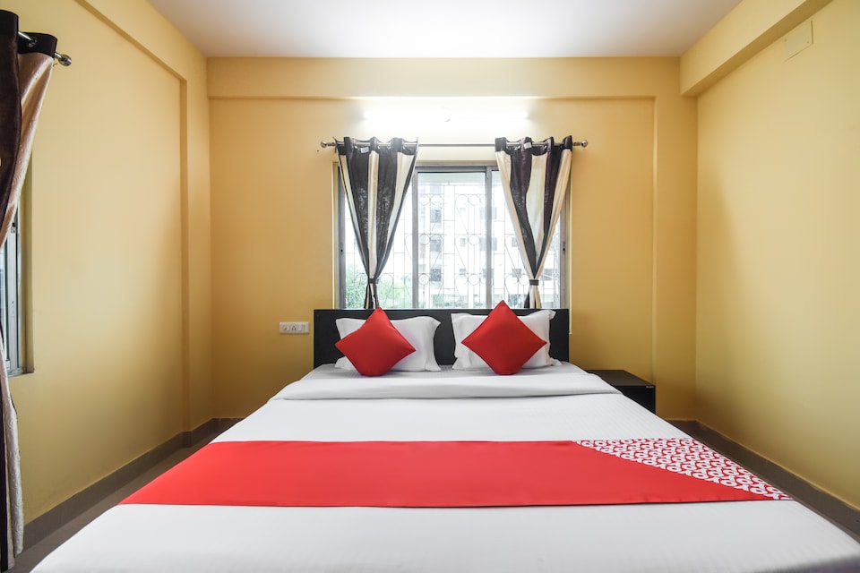 OYO 60082 Royal Room, Rajarhat Kolkata, Kolkata