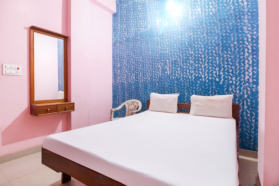 SPOT ON 60083 Hotel Welcome & Restaurant, Gaya, Gaya