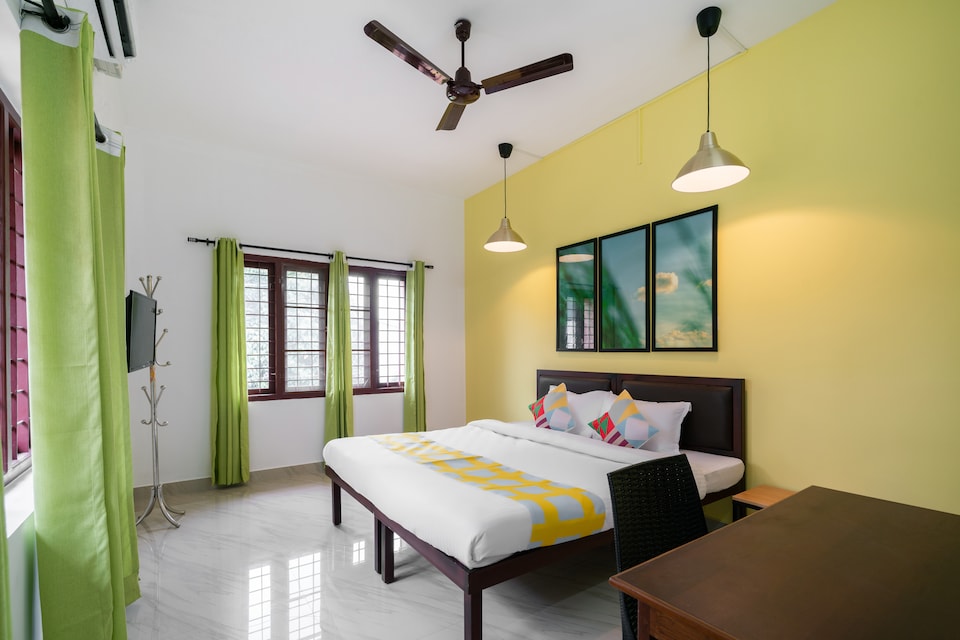 OYO Home 60145 Modern Villa Kakkanad, Kakkanad Kochi, Kochi