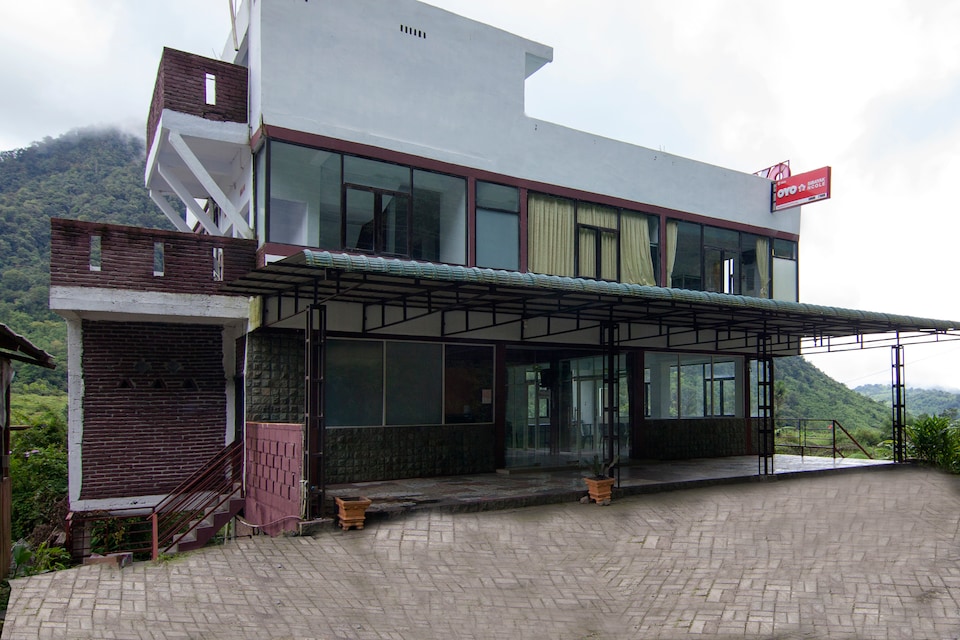 OYO 1543 Sibayak Ncole, Karo, Karo