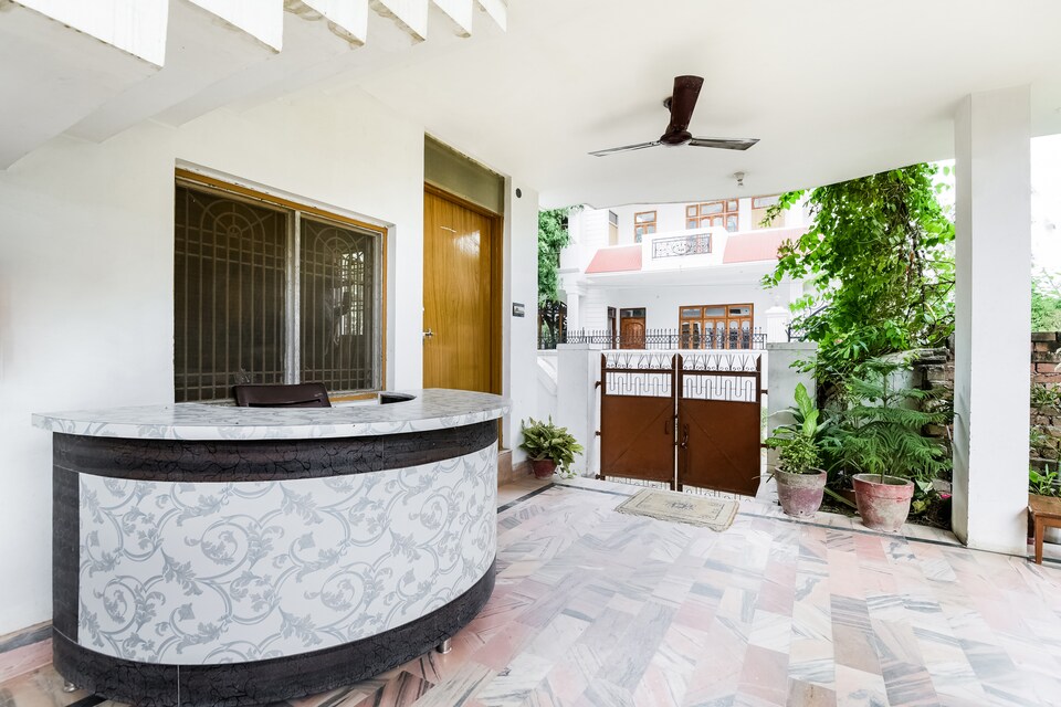 SPOT ON 60161 Samarpan Guest House, Sarnath Varanasi, Varanasi