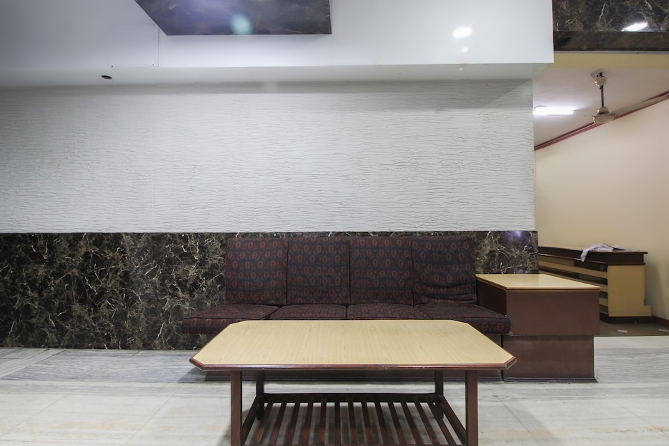 SPOT ON 60164 Ganapathy Lodge, Gandhipuram Coimbatore, Coimbatore