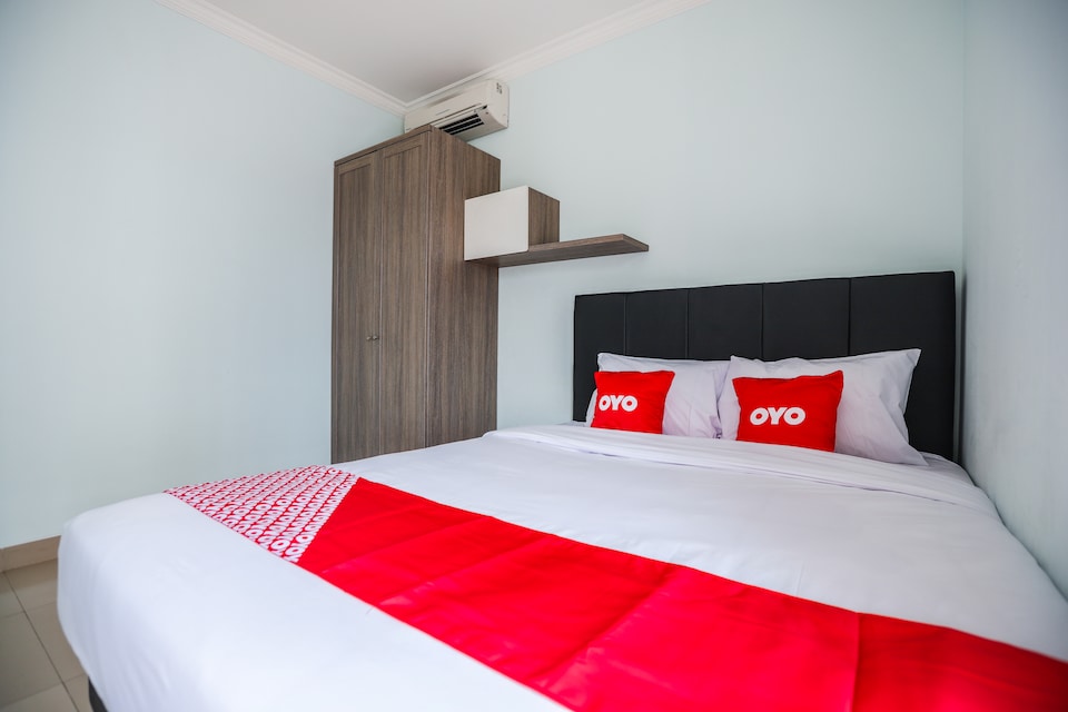 OYO 1551 Studento Guest House, BSD, Tangerang
