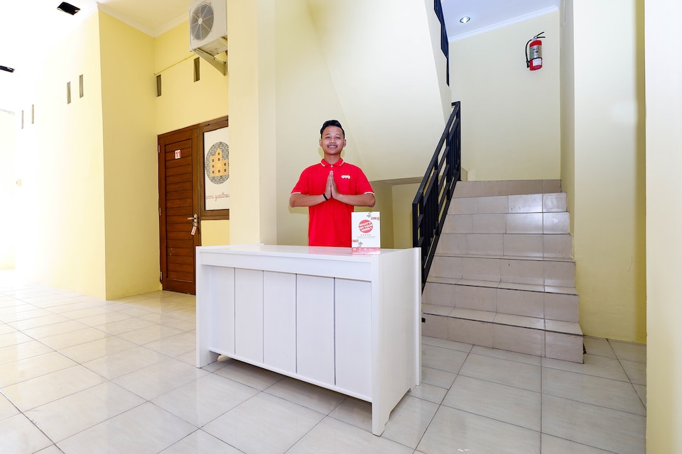 OYO 1553 Anmi Guest House, Solo Timur, Solo