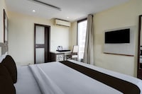 Townhouse Oak Bhilai Railway Junction Formerly Hotel Lotus