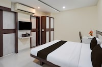 Townhouse Oak Bhilai Railway Junction Formerly Hotel Lotus