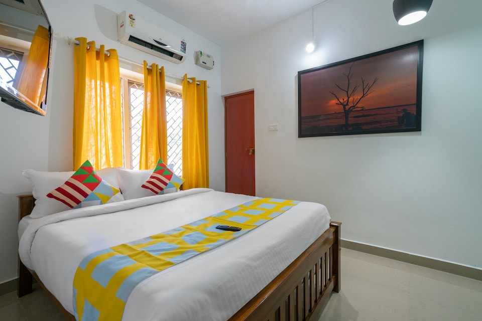 OYO 78075 Elegant Jacob Hudson 1bhk Apartment, Vytilla Kochi, Kochi