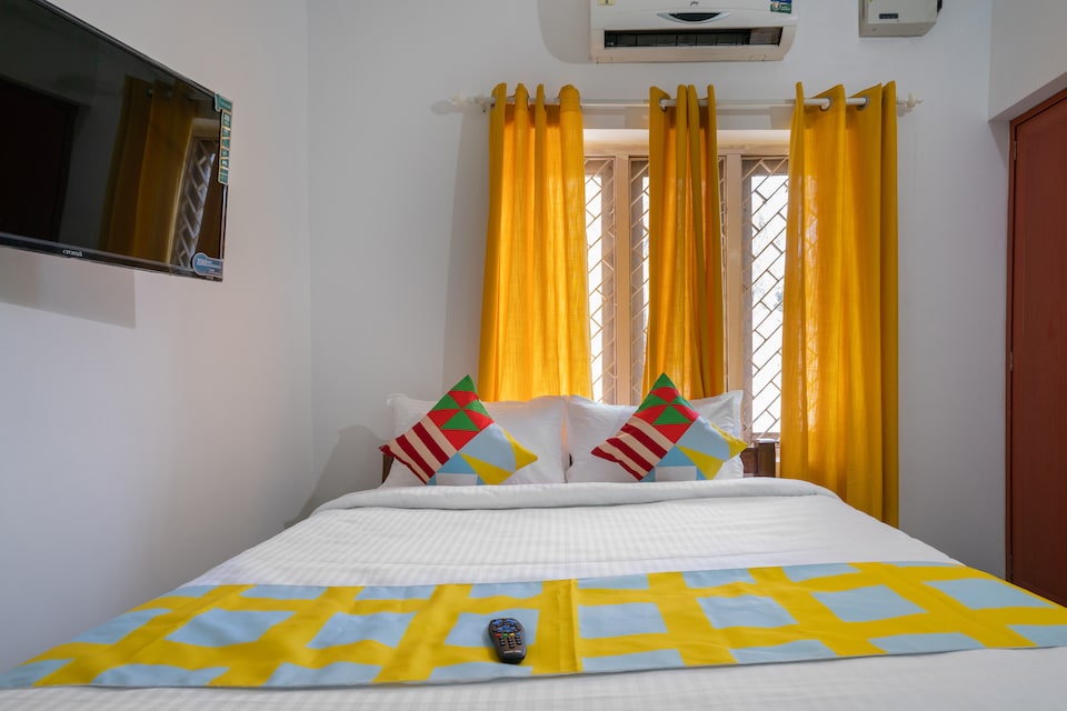 OYO 78075 Elegant Jacob Hudson 1bhk Apartment, Vytilla Kochi, Kochi