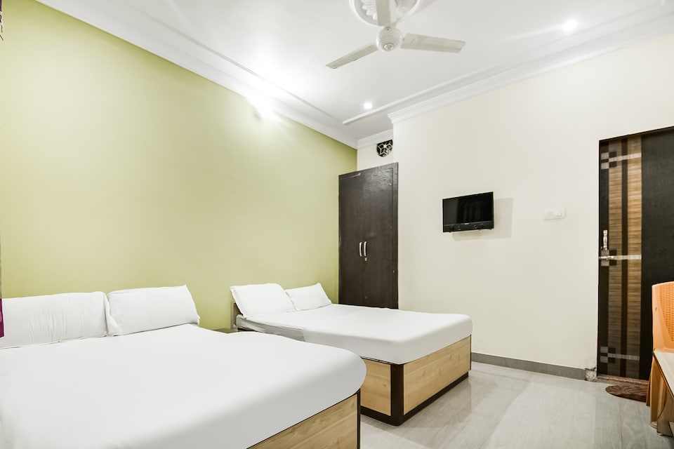 SPOT ON 60198 Hotel Teej, Sikar, Sikar