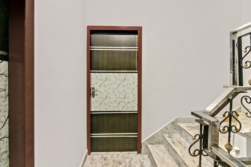 OYO LIFE MUM1396 Navi Mumbai, Navi Mumbai, Mumbai