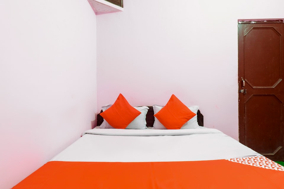 OYO 60211 Ashish Hotel , Kedarnath, Kedarnath