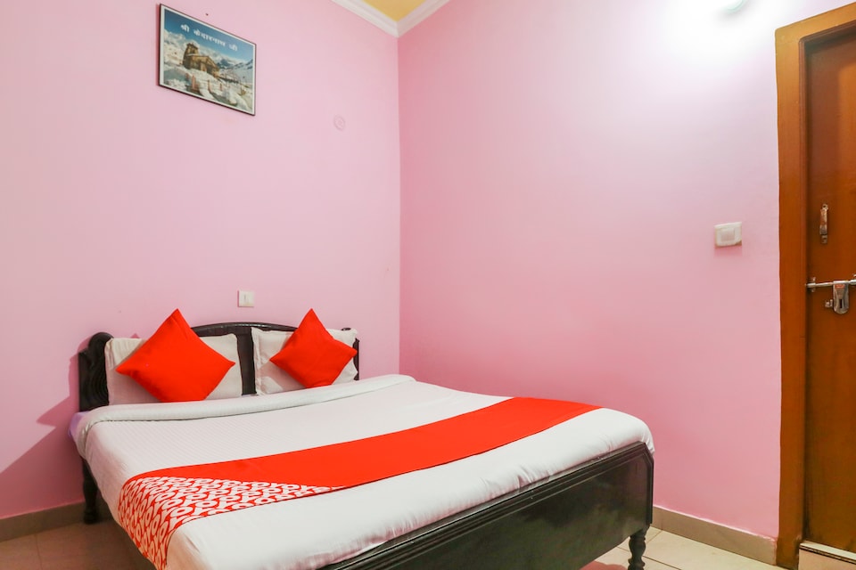 OYO 60212 Hotel Vijaya Palace , Kedarnath, Kedarnath