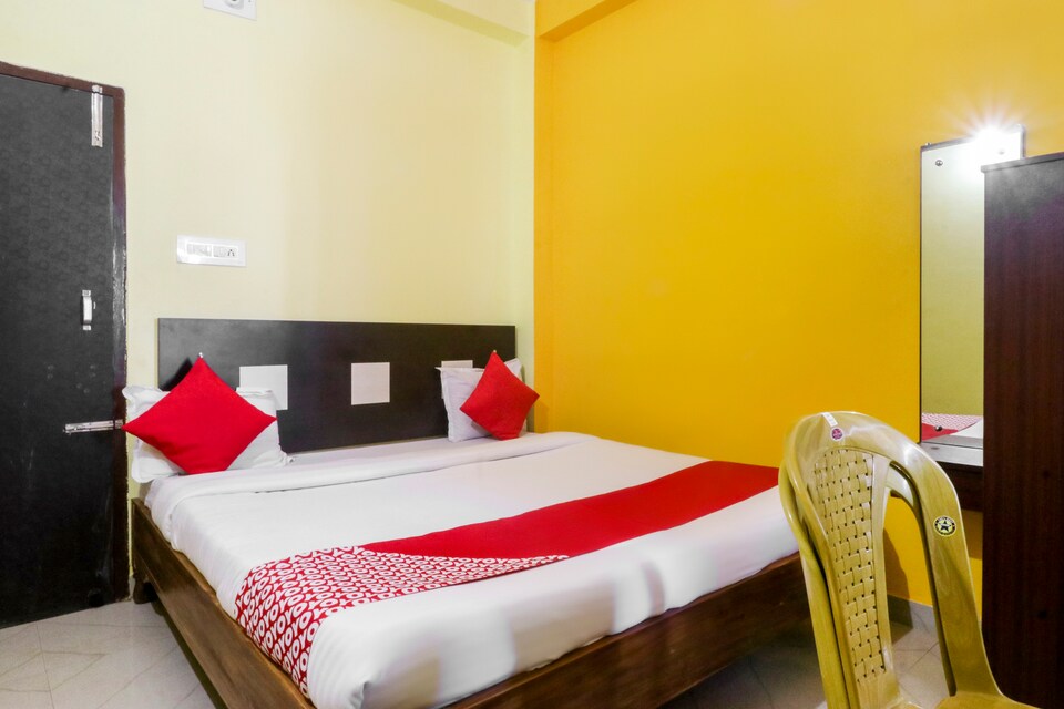 OYO 60219 Blue Moon International, Baliapanda Puri, Puri