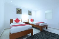 OYO 272 Mirage Hotel 