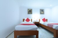 OYO 272 Mirage Hotel 