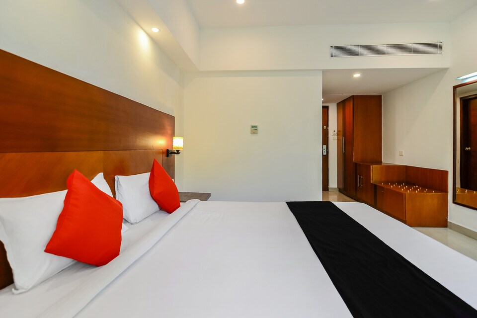 Capital O 60265 Sreevalsam Residency, Technopark Trivandrum, Trivandrum