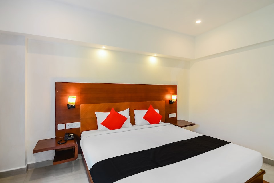 Capital O 60265 Sreevalsam Residency, Technopark Trivandrum, Trivandrum