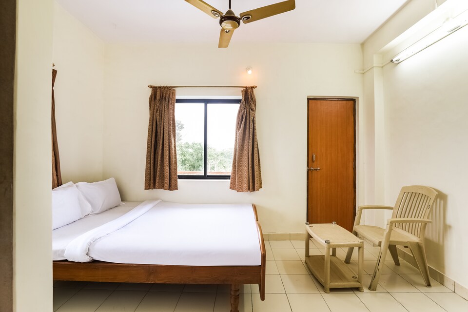 SPOT ON 60279 Hotel Divyaraj, Silvassa, Silvassa