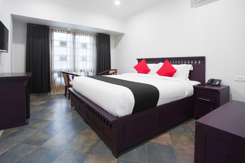 Capital O 60304 Hotel Prince, Kottayam-II, Kottayam
