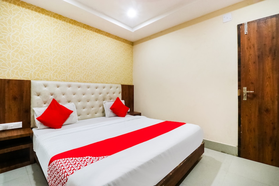 OYO 60308 Sai Palace, CT Road Puri, Puri