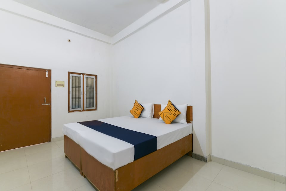 SPOT ON Magru Lal Jamuna Prasad Seva Samiti Dharmshala, Ayodhya, Ayodhya