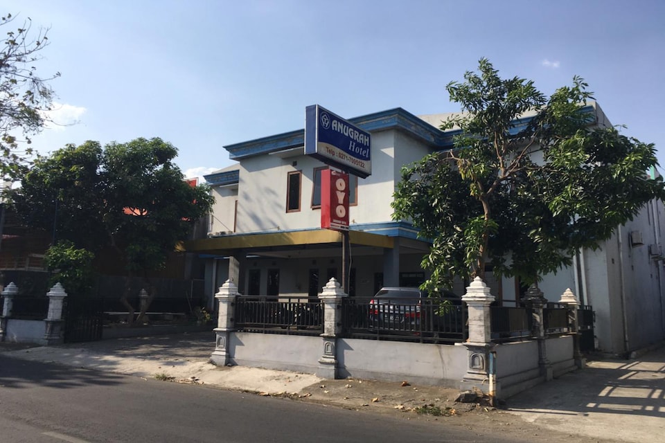 OYO 1601 Anugrah Hotel, Solo Barat, Solo