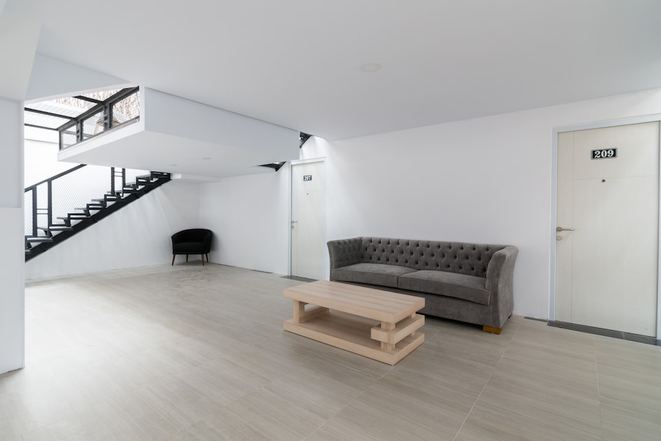 OYO 1604 Prime Gejayan Residence , Pogung, Sleman