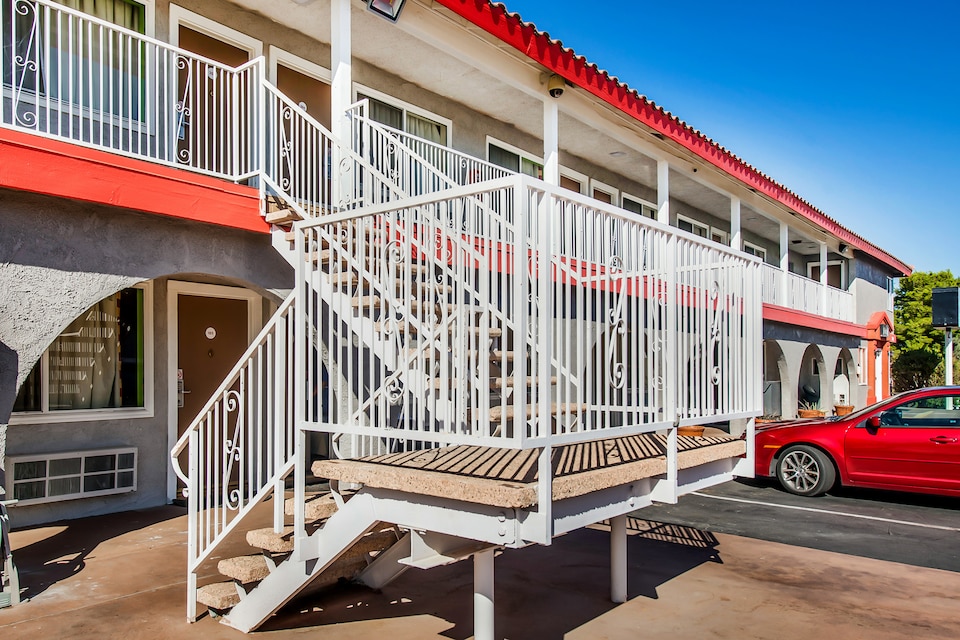 OYO Hotel Europa Ridgecrest CA - W Upjohn Ave, C92328, Ridgecrest CA