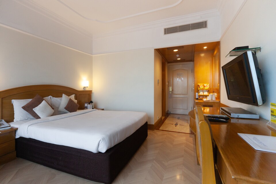 Palette - Benzz Park, Pondy Bazzar, Chennai