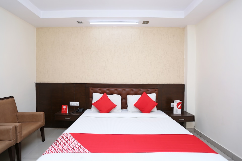 OYO 4926 Hotel Le central, Ranipur Haridwar, Haridwar