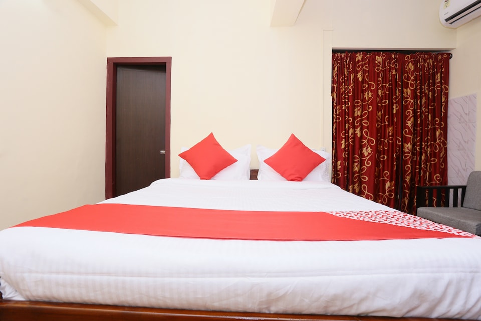 OYO Flagship 60381 Gandhari Amman Covil Ln, Thampanoor Trivandrum, Trivandrum