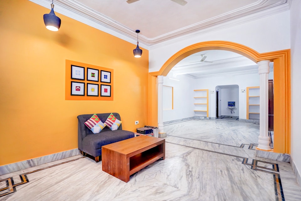 OYO 60397 Cozy Stay Near ITER College, Khandagiri Bhubaneswar, Bhubaneswar