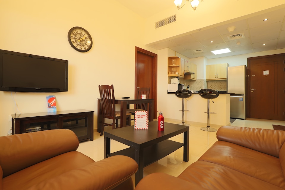 OYO Home 286 1BHK Elite 8 sports residence, Jumeirah Village Circle Dubai, Dubai