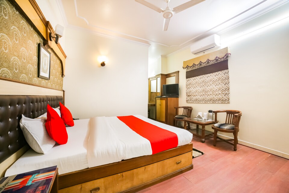 Capital O 329 Hotel C-Park Inn, Karol Bagh Delhi, Delhi