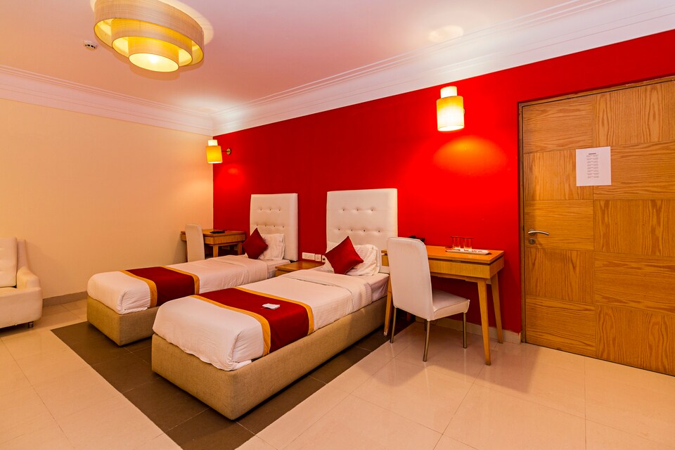 OYO Rooms 100 Silk Board Hosur Road, Hosur Road Bangalore, Bangalore