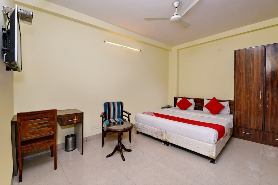 Live on DEL4319, Okhla Jasola Delhi, Delhi